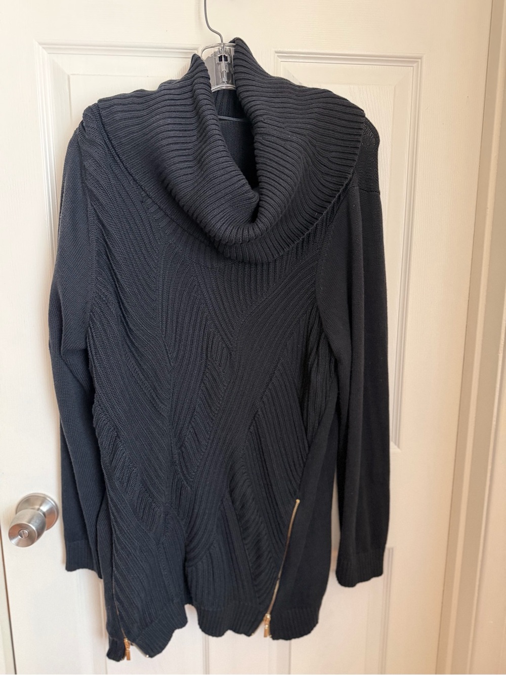 INC Asymmetrical Ribbed Cowl Neck Black Sweater Gold Accent Zippers Size 2X EUC - Picture 3 of 12